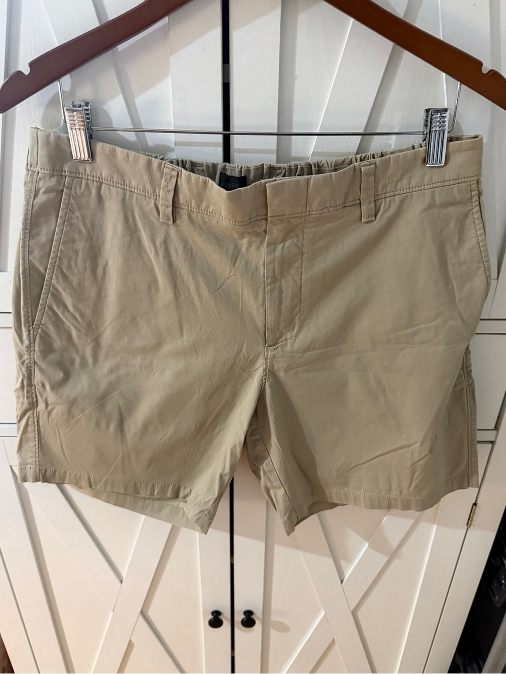 J. CREW Men's Tan Flat-Front Shorts Sz 34